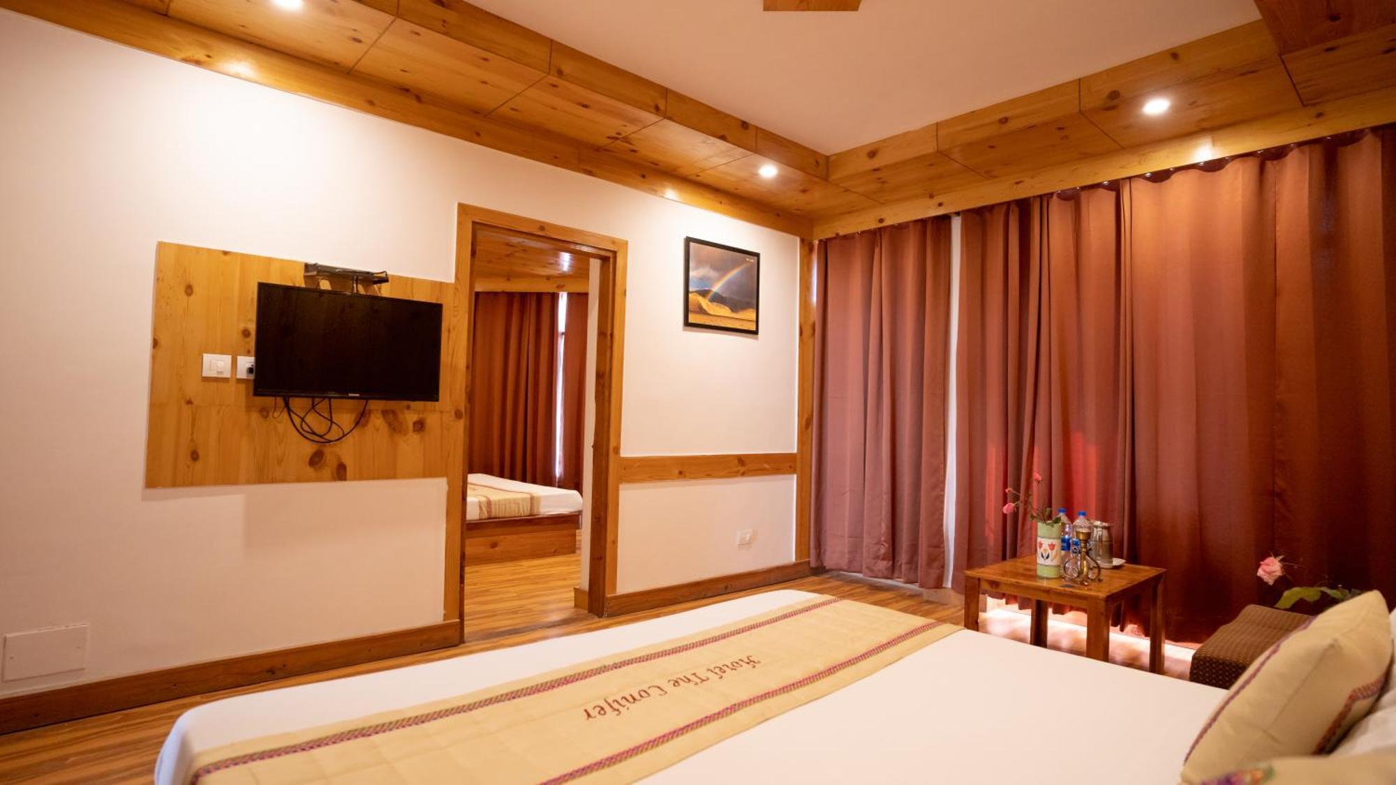 The Conifer Hotel Manāli Exterior foto